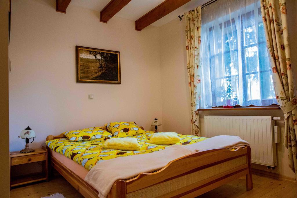 Willa Nad Popradem Bed and Breakfast Piwniczna-Zdroj Buitenkant foto